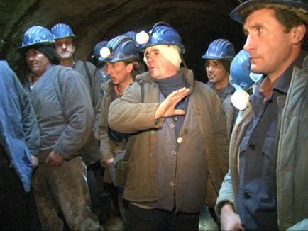 La limita supravieţuirii: Minerii de la Băiţa au primit ajutoare de la colegii lor, olteni 